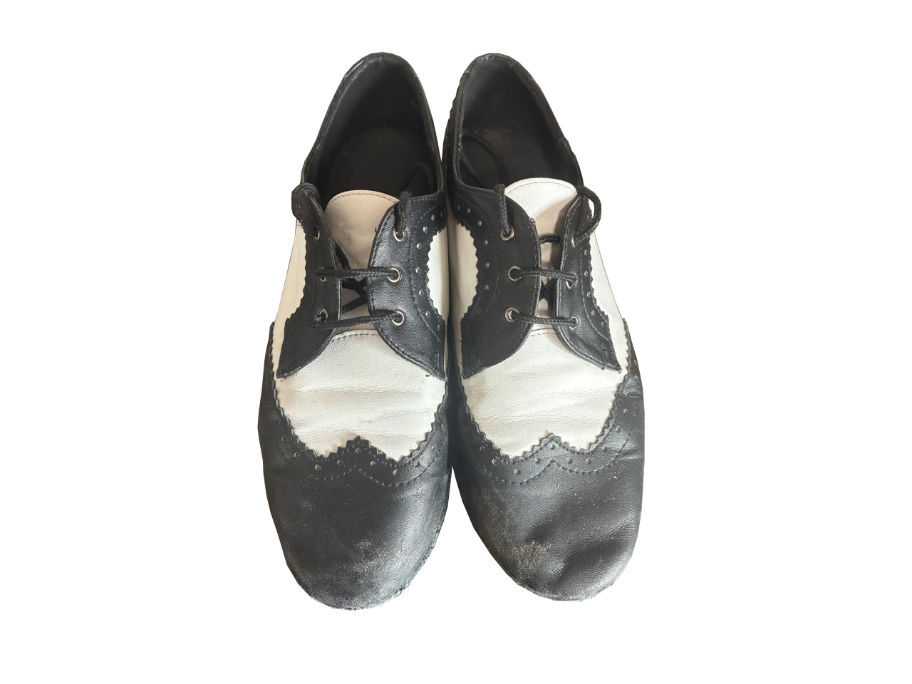 Example of open lace closure design on a dance shoe
